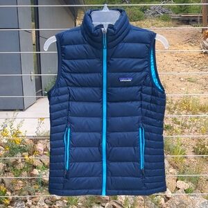 Patagonia Dark Blue Vest with Light Blue Trim